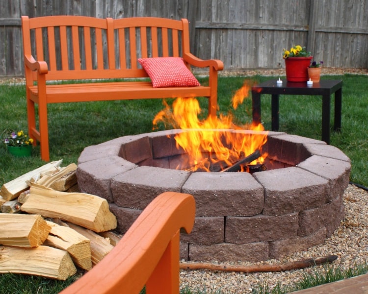 Backyard fire pit