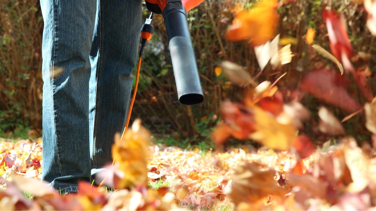 Leaf blower CFM vs MPH explained