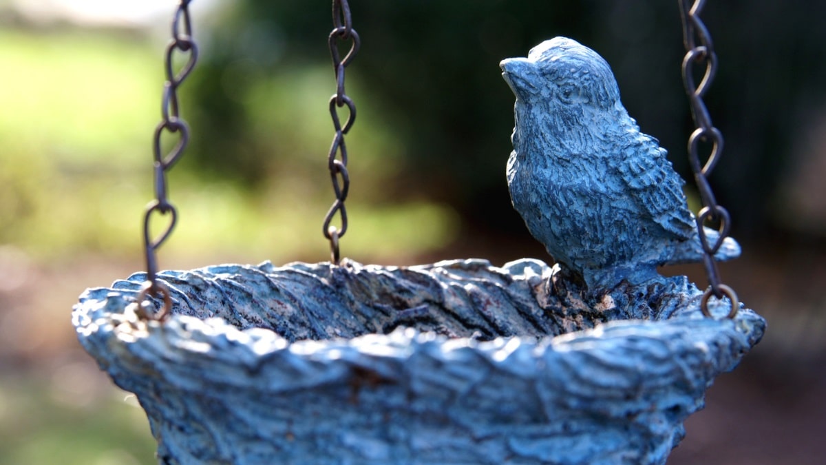 Decorative bird bath ideas for the garden
