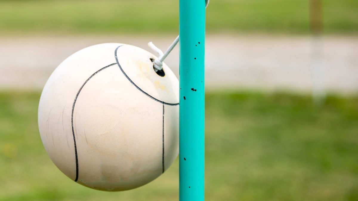 How to play tetherball (rules and setup)