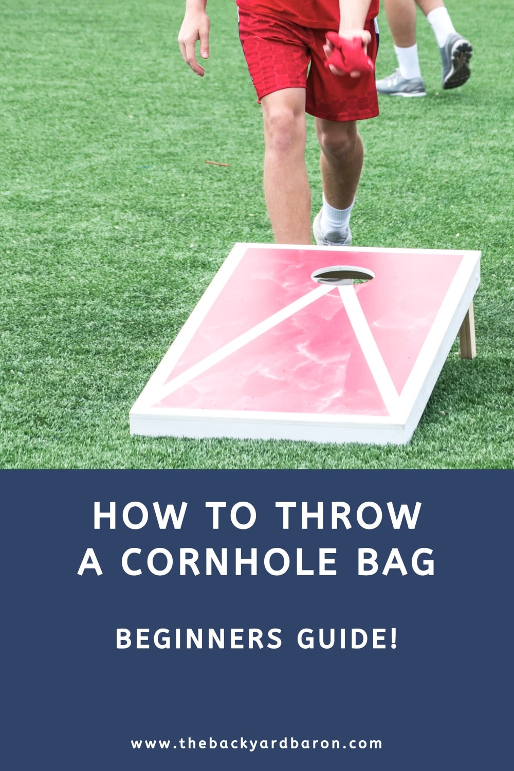How to throw a cornhole bag (beginners guide)